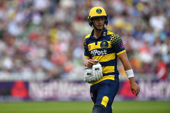 Meschede ได้ต่อสู้กับซินโดรม Neurogenic Thoracic Outlet ซึ่งทําให้เกิดอาการปวดและความอ่อนแอในแขน