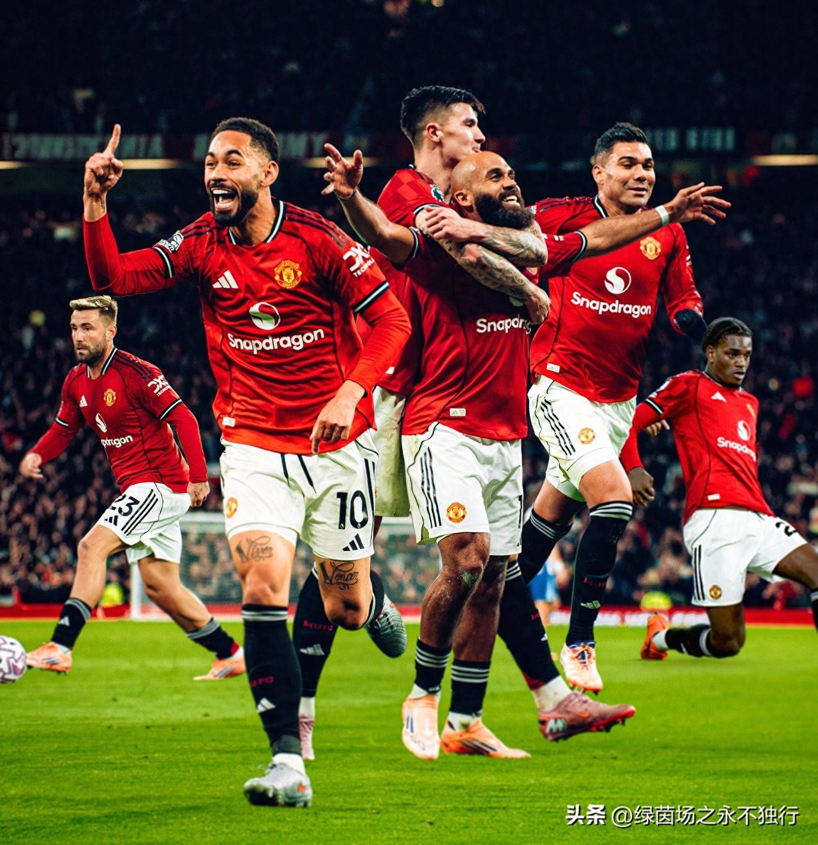 แมนเชสเตอร์ ยูไนเต็ด เล็งคว้าตัวกองหน้าอีกคน: กองหน้าพรีเมียร์ลีกทำประตูได้ 20 ลูกจากการลงสนาม 33 นัด ต้องยอมลดค่าเหนื่อยเพื่อเข้าร่วมทีมท่ามกลางการแข่งขันจากท็อตแนมและเชลซี_โทนี่_แชมเปียนส์ลีก_คริสเตียโน่ โรนัลโด้