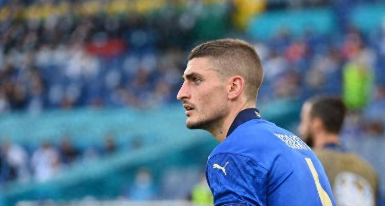 ยูเวนตุสคว้าตัวดาวดังอดีตมิดฟิลด์ในราคาถูกด้วยการเซ็นสัญญาแบบไม่มีค่าตัว สร้างความปั่นป่วนในเซเรียอา เวอร์รัตติฝันย้ายไปอินเตอร์ มิลาน