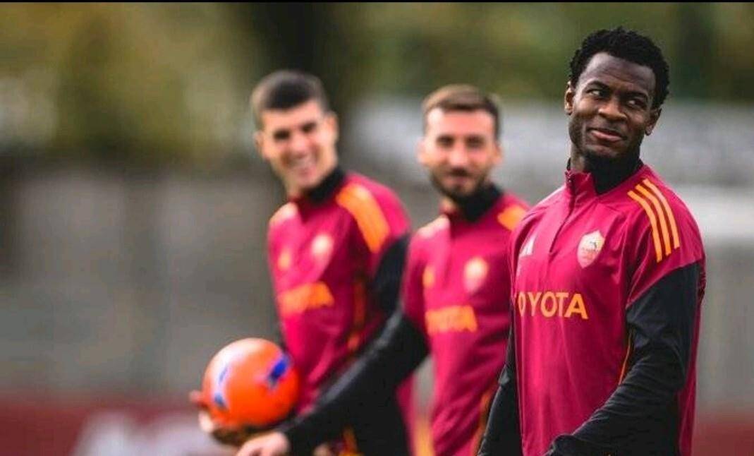 โรม่าขึ้นจ่าฝูงด้วยชัยชนะ 3-1, ลาซิโอถล่มคู่แข่ง 2-0, มิลานคว้าชัยดาร์บี้ 1-0 – ตารางคะแนนกัลโช่ เซเรีย อา อัปเดต _การแข่งขัน_อินเตอร์ มิลาน_นาโปลี