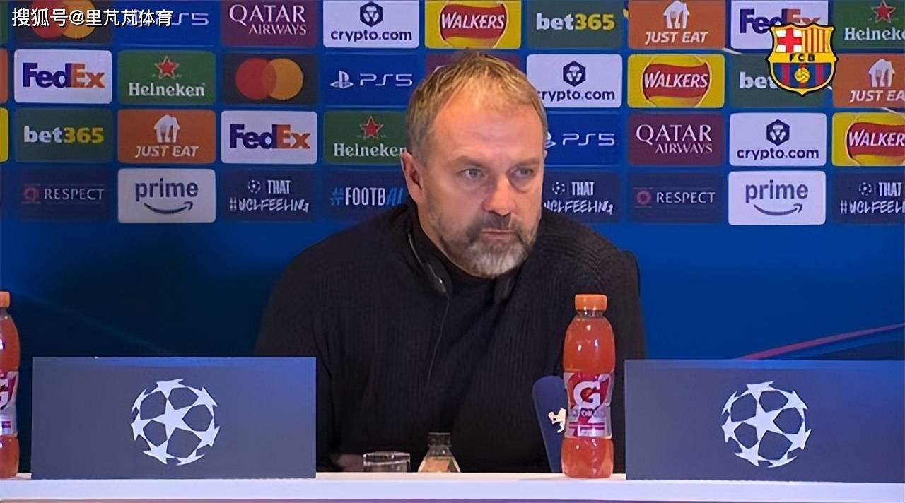 บาร์เซโลน่าพ่ายแพ้อย่างยับเยิน จุดชนวนความโกรธของผู้จัดการทีม ขณะที่ปัญหาผู้รักษาประตูยังคงอยู่: เป็นเรื่องบุคลากรหรือแท็กติก?_Flick_แชมเปียนส์ลีก_ฤดูกาลนี้