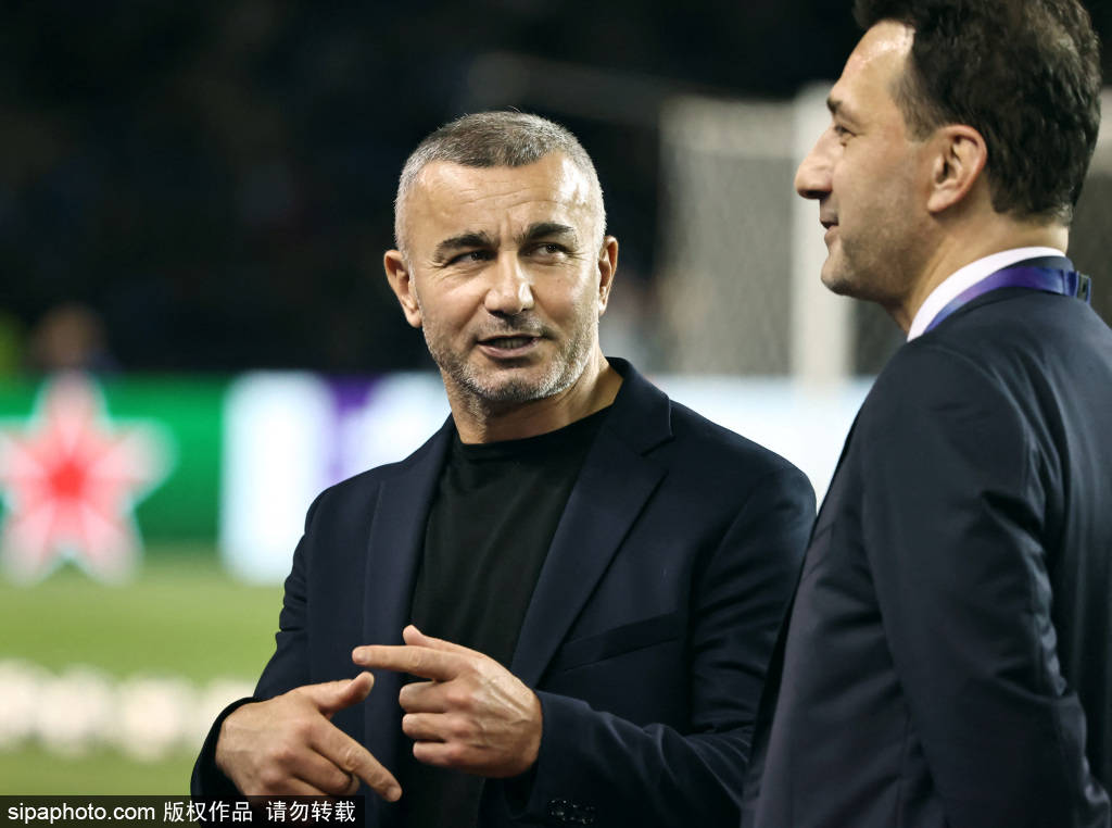 มาเรสกา: ดาวรุ่งเชลซี, การปรากฏตัวของเอสเตบันและยามาล | ชัยชนะ | อาร์เซนอล