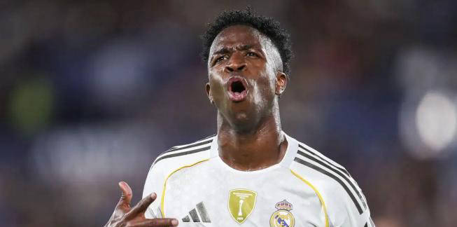 วินิซิอุสตัดสินใจครั้งสำคัญในการต่อสัญญากับเรอัล มาดริดเกินปี 2027 การแข่งขันในอนาคต เรอัล มาดริด