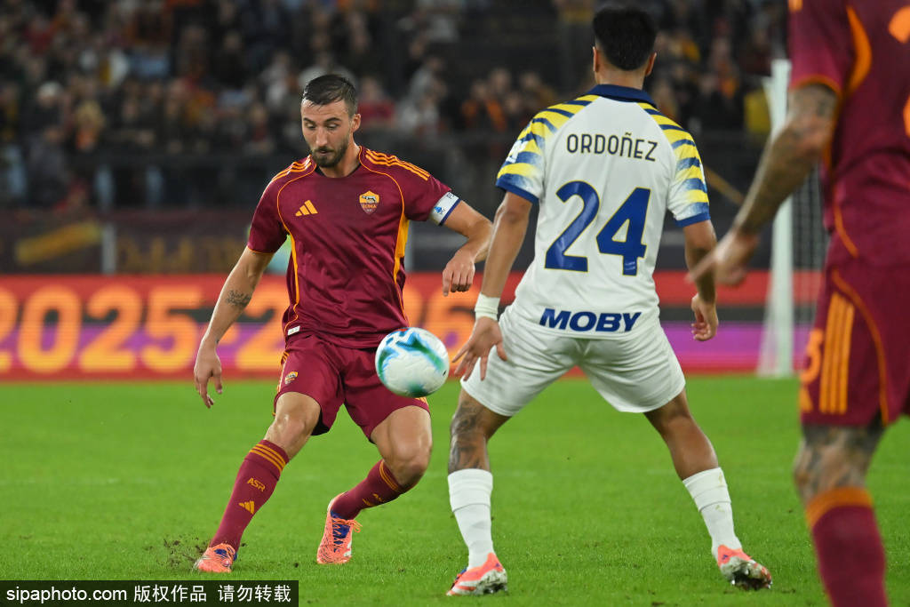 รายงานการบาดเจ็บในการเดิมพันกีฬาวันพฤหัสบดี: การโจมตีของโรม่าได้รับผลกระทบหนัก วิกฤตการบาดเจ็บของปอร์โต้ทวีความรุนแรง _ผลกระทบ_การแข่งขัน_แฟนๆ