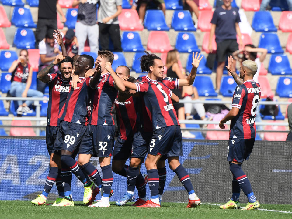 ศึกชี้ชะตา ยูโรป้าลีก: โบโลญญาไร้พ่าย 11 นัด พบความท้าทายจากเรดบูลล์ ซัลซ์บวร์กในเกมเยือน _การแข่งขัน_ ยูฟ่า แชมเปียนส์ลีก ยูฟ่า ยูโรป้าลีก