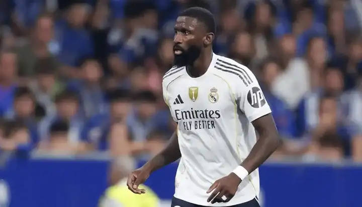 เรอัล มาดริด ประสบวิกฤตอาการบาดเจ็บ กองหลังตัวกลางขาดแคลนทำให้เสียประตูบ่อยครั้ง อลอนโซ่ ผู้เล่น เอ็มบัปเป้