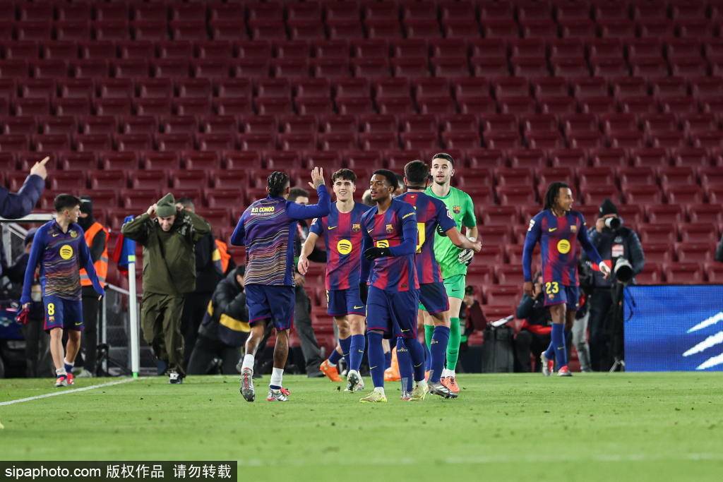 ทำไมฟีฟ่าถึงมองข้าม ราฟินญา? พรสวรรค์ด้านฟุตบอลที่ถูกประเมินต่ำเกินไป บาร์เซโลนา | รางวัล | ฤดูกาล