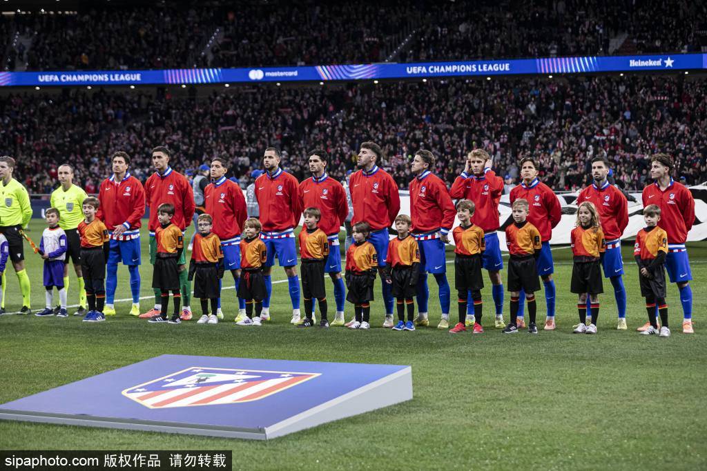 รอบแบ่งกลุ่มนัดสุดท้ายของแชมเปียนส์ลีกหญิง: เรอัล มาดริด เสมอกับ ทเวนเต้ 1-1 พลาดโอกาสเข้ารอบแปดทีมสุดท้ายโดยตรง_การแข่งขัน_แอตเลติโก มาดริด_รอบ 16 ทีมสุดท้าย