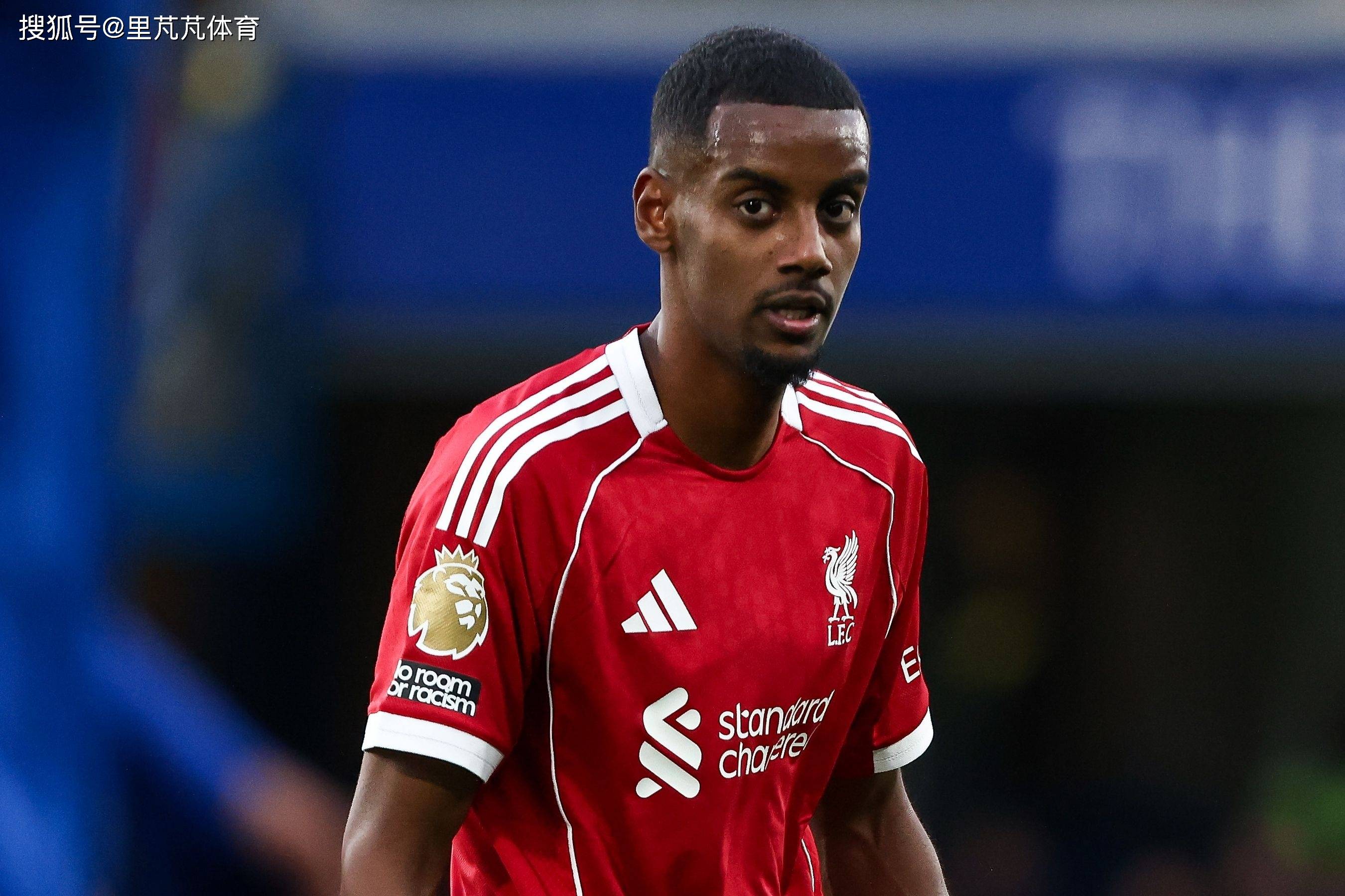 น่าเสียดายจริงๆ! นักเตะที่ลิเวอร์พูลทุ่มเงิน 144 ล้านปอนด์ซื้อกลับมาได้รับบาดเจ็บสาหัสเพียงไม่กี่นาทีหลังจากทำประตูได้ ส่งผลให้แผนการเสริมทัพของหงส์แดงเร่งตัวขึ้น_อิซัค_สลุท_น่อง