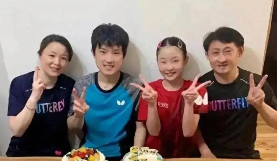 หลบหนีฟ้าผ่า 24 ชั่วโมง! พี่น้องจางเบนแปรพักตร์สู่บุนเดสลีกา สร้างแรงสั่นสะเทือนวงการปิงปองโลก_มืออาชีพ_ญี่ปุ่น_สัญชาติ