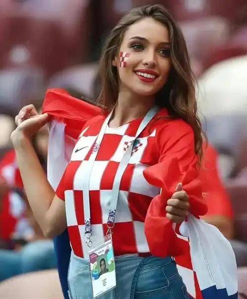 การแข่งขันรอบก่อนรองชนะเลิศของแอฟริกาคัพออฟเนชันส์สองคู่สุดท้ายจะเริ่มขึ้นคืนนี้ – การทำนายผลคะแนนเต็ม. ซาลาห์จะกลับบ้านหรือไม่? _อียิปต์_ ไนจีเรีย มูลค่าตลาด