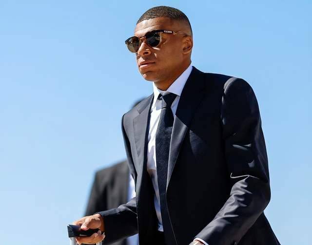 เรอัล มาดริด ไล่ล่าแชมป์สมัยที่ 14! เอ็มบัปเป้บิน 4,500 กิโลเมตรเพื่อดวลนัดสุดท้าย: 12 ประตูใน 9 นัดที่พบกับบาร์เซโลนา_บาร์เซโลนา_แอตเลติโก มาดริด_ยูฟ่า แชมเปียนส์ลีก