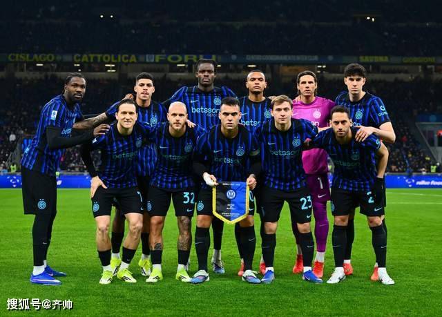 ผลเสมอสุดระทึก 2-2! อินเตอร์ มิลาน เสมอกับ นาโปลี แบบไร้ผู้ชนะ โดย คอนเต้ ถูกไล่ออกจากสนามหลังประท้วงการตัดสินของผู้ตัดสิน แม็คโทมิเนย์ และ ทูราม ลงสนามในศึกยูฟ่า แชมเปียนส์ลีก