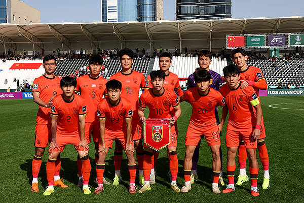 อันโตนิโอเรียกร้องให้ผู้เล่นรักษาสมาธิไว้ เนื่องจากทั้งจีนและไทยต่างมีผู้เล่นคนสำคัญถูกแบนจากการแข่งขันนัดนี้