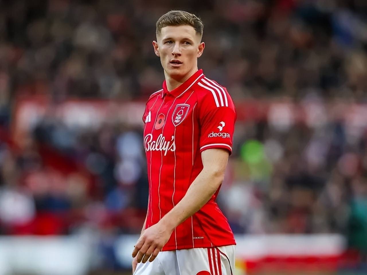 การย้ายทีม 1+1: แมนเชสเตอร์ ซิตี้ อาจไล่ล่ากองกลางที่ร้อนแรงที่สุดในพรีเมียร์ลีกด้วยค่าตัว 100 ล้านปอนด์ในช่วงซัมเมอร์นี้; แมนเชสเตอร์ ยูไนเต็ด เตรียมประกาศแต่งตั้งผู้จัดการทีมคนใหม่ _แชมเปียนส์ลีก_อาร์เซนอล