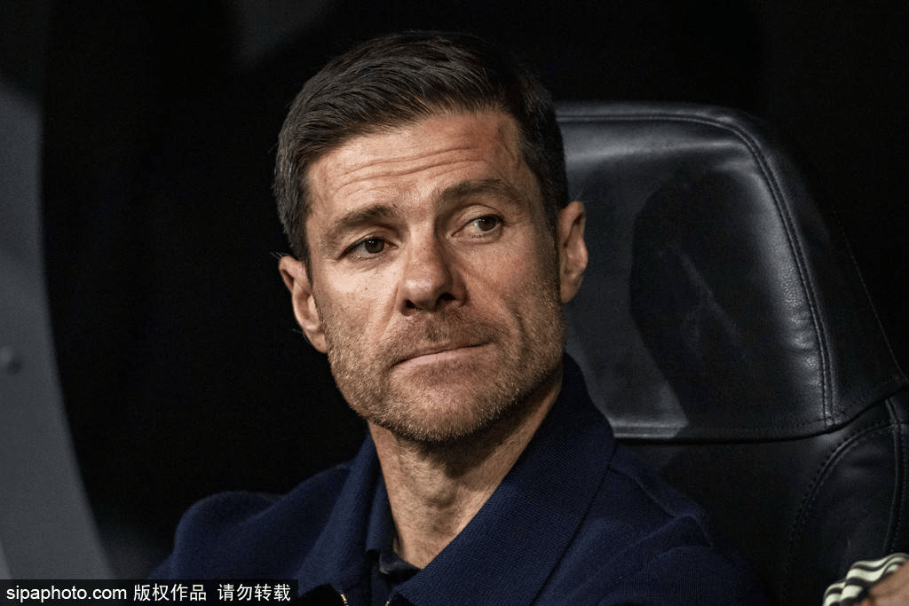 ข่าวด่วน! เรอัล มาดริด ประกาศปลดอลอนโซ่จากตำแหน่ง; อาร์เบลัวได้รับการแต่งตั้งเป็นผู้จัดการทีมชุดใหญ่ ผู้จัดการ_ลาลีกา_สโมสรฟุตบอล