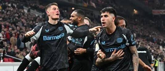 ค่ำคืนอันเร่าร้อนในยุโรป: วิลล่าทะยาน, โรม่าไต่ขึ้นอันดับสาม, ไบเออร์ เลเวอร์คูเซ่นตกรอบ – ตกรอบฤดูกาลนี้แล้ว