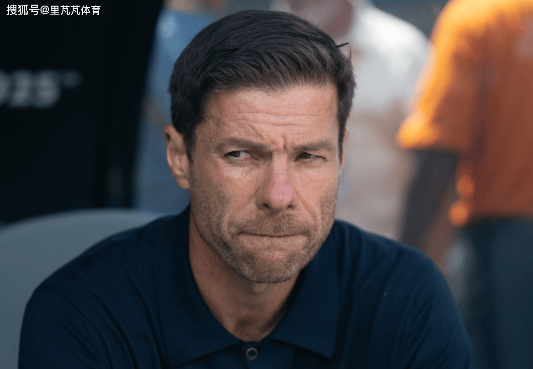 การไล่ออกของอลอนโซ่เป็นเพราะ 'บอมบ์ทรีโอ' อย่างเดียวหรือไม่? วินิซิอุสนำการกบฏขณะที่เรอัล มาดริดพิสูจน์ว่าเป็นทีมที่จัดการยากเกินไป_ปัญหา_บาร์เซโลน่า_ชาบี