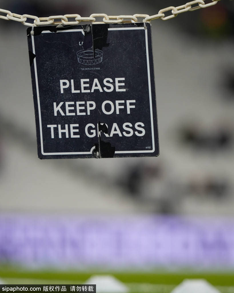 เวสต์แฮม ยูไนเต็ด มองหาทางปล่อยตัว เปยีต้า ในราคาที่ลดลง โดยมี ท็อตแนม ฮ็อตสเปอร์ และ ฟลาเมงโก้ กลายเป็นทีมที่สนใจในตัวเขา การเจรจา กองกลาง ลูคัส เปยีต้า