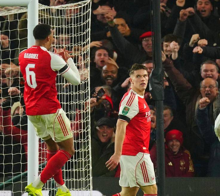 สรุปผลฟุตบอล: เรอัล มาดริด พ่ายแพ้อย่างน่าอับอาย, บาเยิร์น มิวนิค ทำลายสถิติบุนเดสลีกา, อาร์เซนอลเฉือนชนะเชลซี 3-2 ในบ้าน, อินเตอร์ มิลาน และ นาโปลี