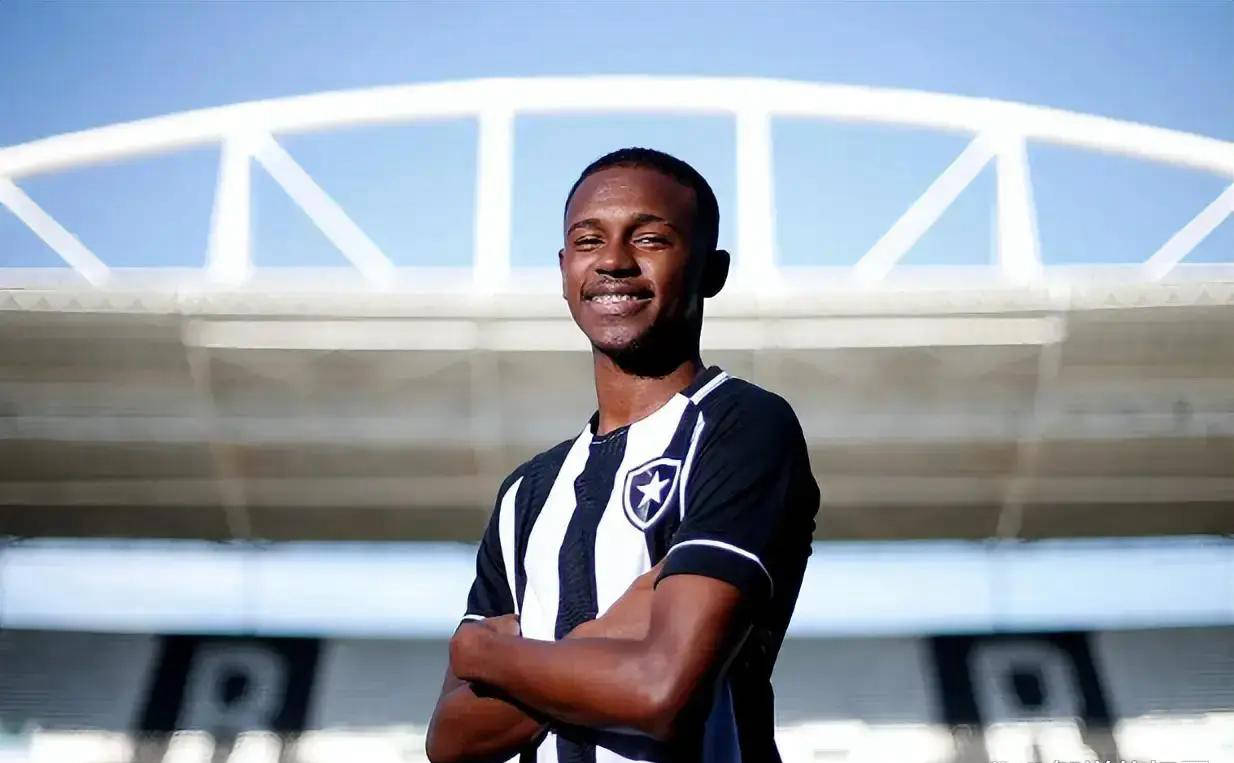 นักเตะต่างชาติระดับพรีเมียร์ 4 คนเข้าร่วมศึกไชนีส ซูเปอร์ลีกในฤดูกาลใหม่ ประสบการณ์อันล้ำค่าจากลีกชั้นนำ 5 อันดับแรกของยุโรปสร้างความตื่นเต้น (ตอนที่ 2)_Fienio_Vich_ยูฟ่า แชมเปียนส์ลีก