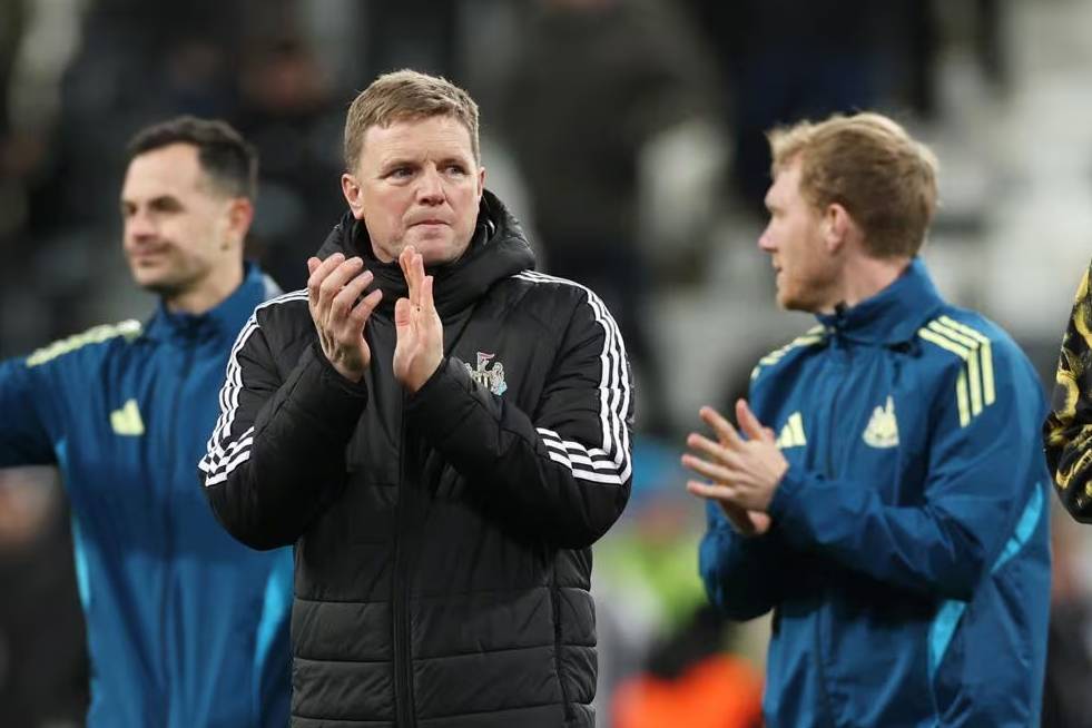 9-3 สุดโหด! สโมสรมหาเศรษฐีถล่มทีมเล็กยับสองเท่า ขณะที่หกทีมจากพรีเมียร์ลีกผ่านเข้ารอบ 16 ทีมสุดท้าย – เหตุการณ์ประวัติศาสตร์ครั้งแรกที่เปลี่ยนแปลงโฉมหน้าแชมเปียนส์ลีกอย่างสิ้นเชิง_คาราบัค_นิวคาสเซิล_อาร์เซนอล