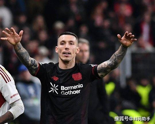 ไบเออร์ เลเวอร์คูเซ่น เขี่ยโอลิมเปียกอสตกรอบ ผ่านเข้าสู่รอบ 16 ทีมสุดท้ายยูฟ่าแชมเปียนส์ลีก ฮราเด็คกี้_คอร์เนอร์_กริมัลโด้