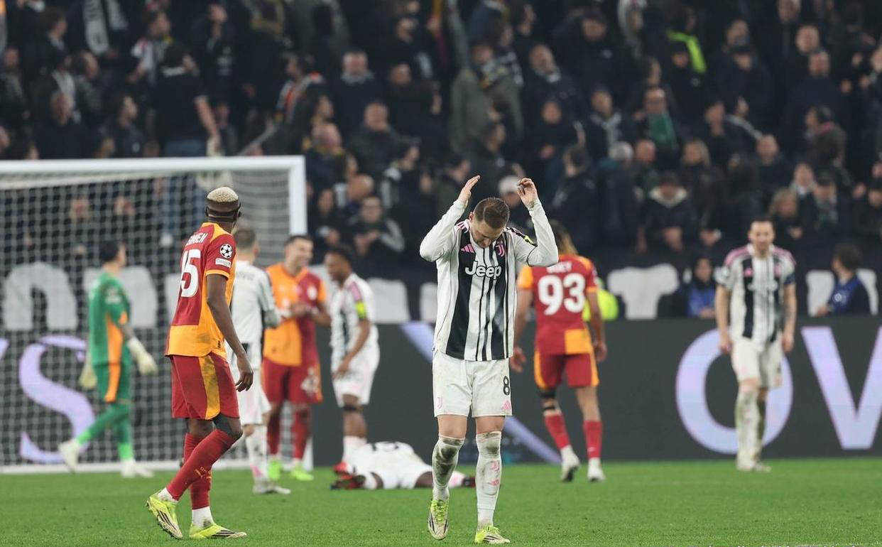 แชมเปียนส์ลีก: ยูเวนตุสเฉือนชัย 3-2 ในช่วงต่อเวลาพิเศษเหนือกาลาตาซาราย แต่พ่ายด้วยสกอร์รวม 5-7 ยิลมาซ, คูเปมนาส, ความพยายามในเกมรับ