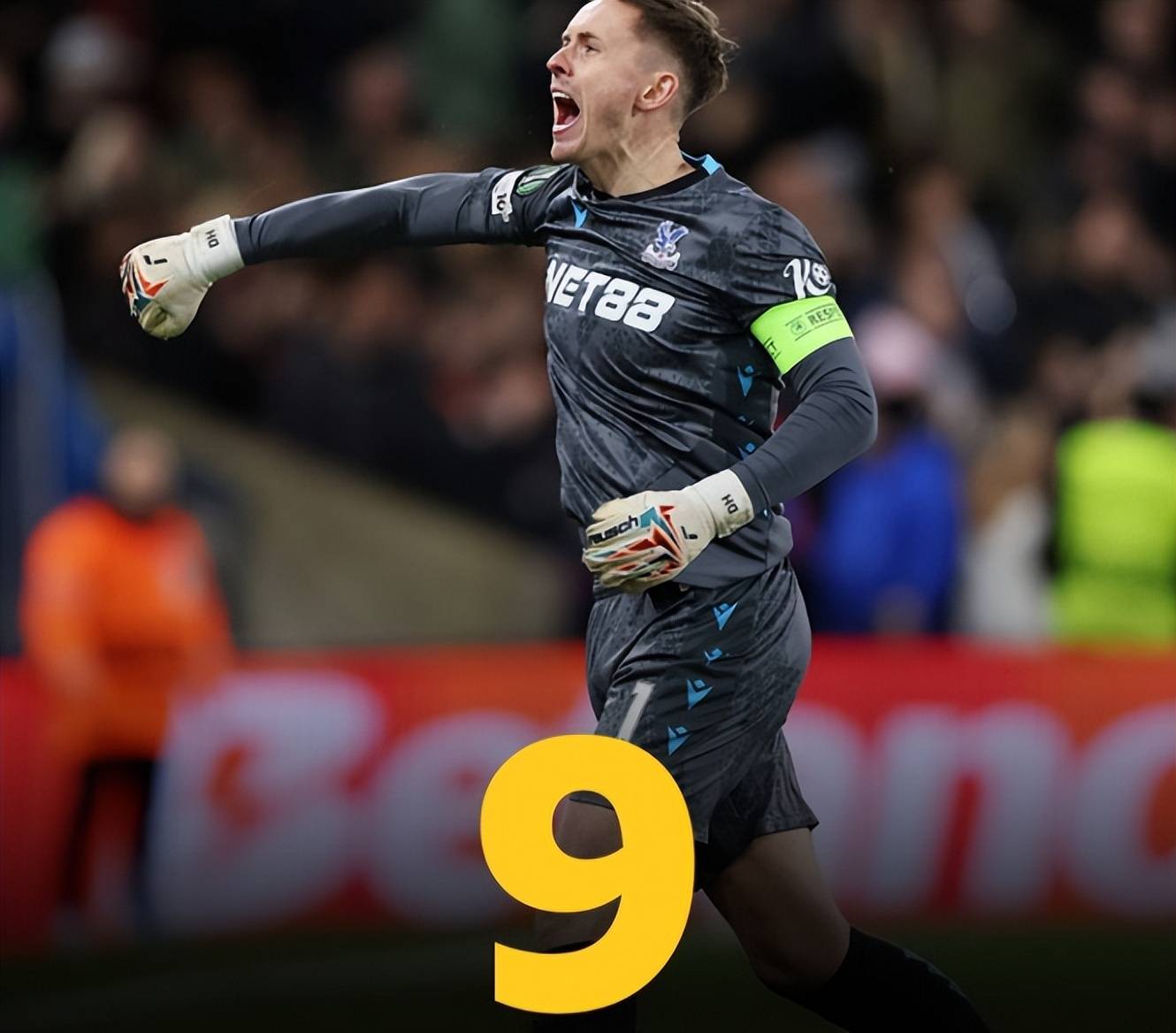 กวาดล้างทั่วยุโรป! ทั้งเก้าสโมสรจากพรีเมียร์ลีกผ่านเข้าสู่รอบน็อคเอาท์ของการแข่งขันยุโรป โดยหกสโมสรได้สิทธิ์เข้าร่วมแชมเปียนส์ลีก – ฤดูกาลนี้พรีเมียร์ลีกแข็งแกร่งเกินไป