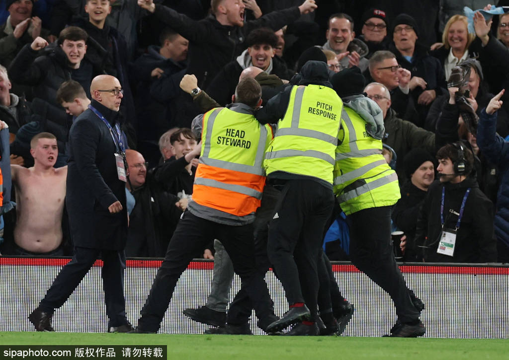 อัตราต่อรองแชมป์ยูฟ่าแชมเปียนส์ลีกจาก Opta: อาร์เซนอลนำเป็นจ่าฝูงที่ 27.4% ตามมาด้วยบาเยิร์น มิวนิค, แมนเชสเตอร์ ซิตี้, บาเยิร์น มิวนิค, ไบเออร์ เลเวอร์คูเซ่น