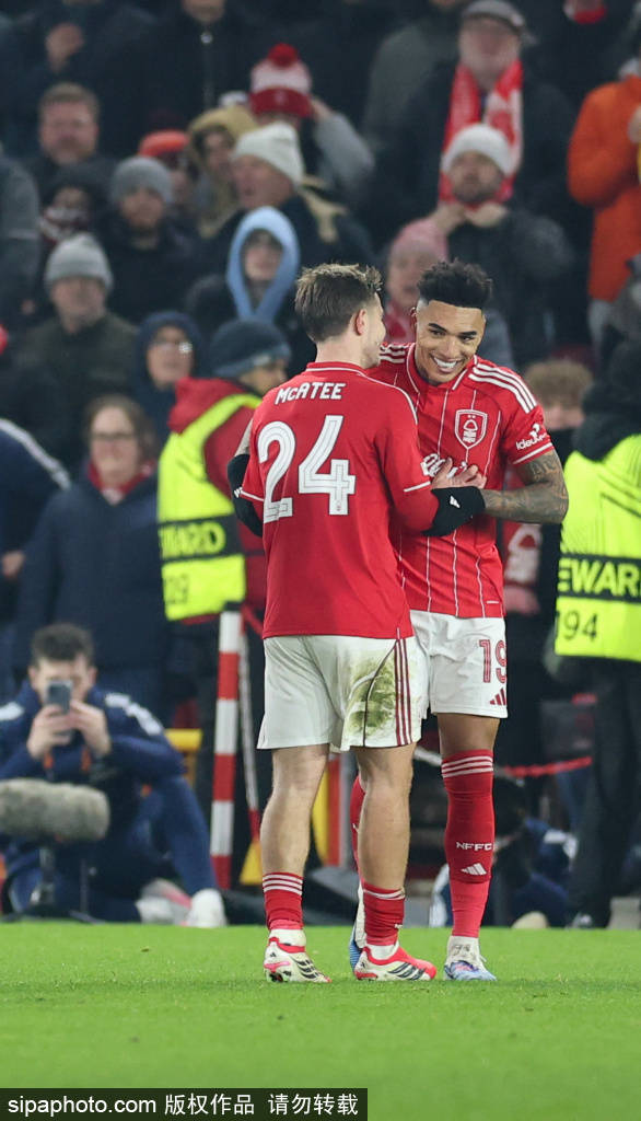 วิเคราะห์อัตราต่อรองแชมป์ยูโรป้าลีก: แอสตัน วิลล่า นำเป็นจ่าฝูง ตามมาติดๆ โดย โรม่า, ลียง และ น็อตติงแฮม ฟอเรสต์ กลยุทธ์การแข่งขัน: ปอร์โต้