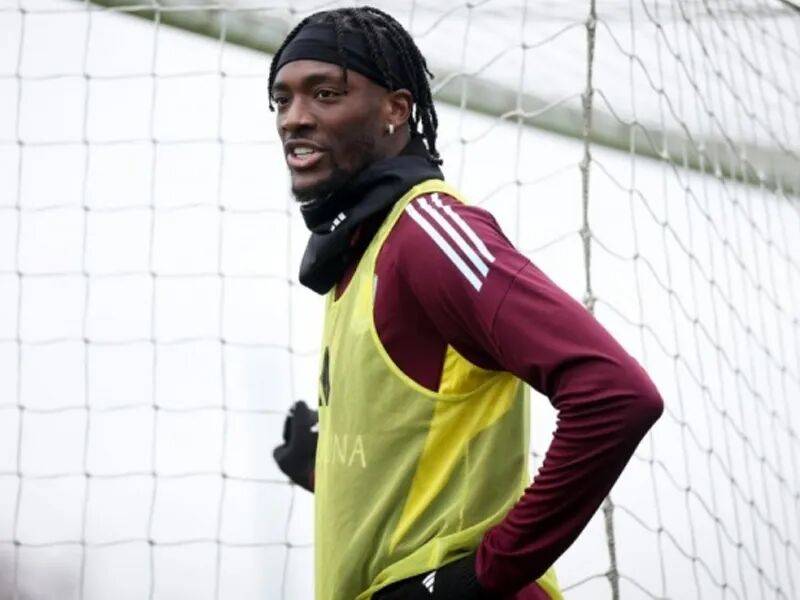 การถ่ายทอดสดทางโทรทัศน์ของสโมสรฟุตบอลแมนเชสเตอร์ซิตีที่ท้าทายอาร์เซนอลอีกครั้ง ขณะที่ลิเวอร์พูลเผชิญหน้ากับทีมที่อยู่ในโซนตกชั้นเป็นนัดที่สามติดต่อกัน_การแข่งขัน_แชมเปียนส์ลีก_ยูโรปาลีก