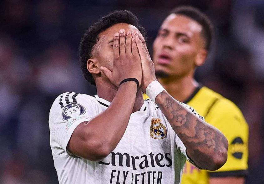 เจ็บหนักที่จะบอกลาฟุตบอลโลก! โรดริโก มิดฟิลด์ชาวบราซิลระดับ 5 ดาว โรดริโก วางผังทางยุทธวิธีของอันเชล็อตติ ถูกตีอย่างหนัก - xinhua english.news.cn