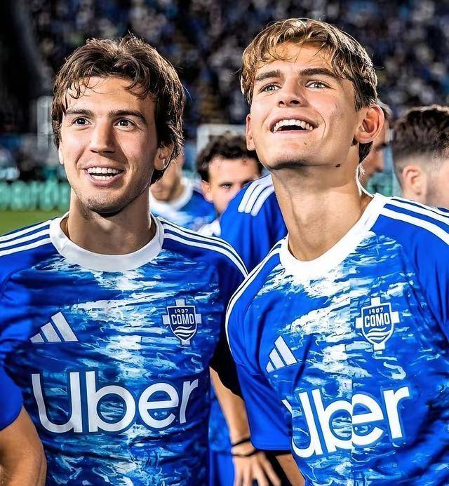 ใครจะเป็นผู้ควบคุมอินเตอร์มิลานที่เป็นผู้นำในชาลูรูโอ? 25 ล้านล็อคอาร์เจนตินาเท้าซ้าย Perone มูลค่า