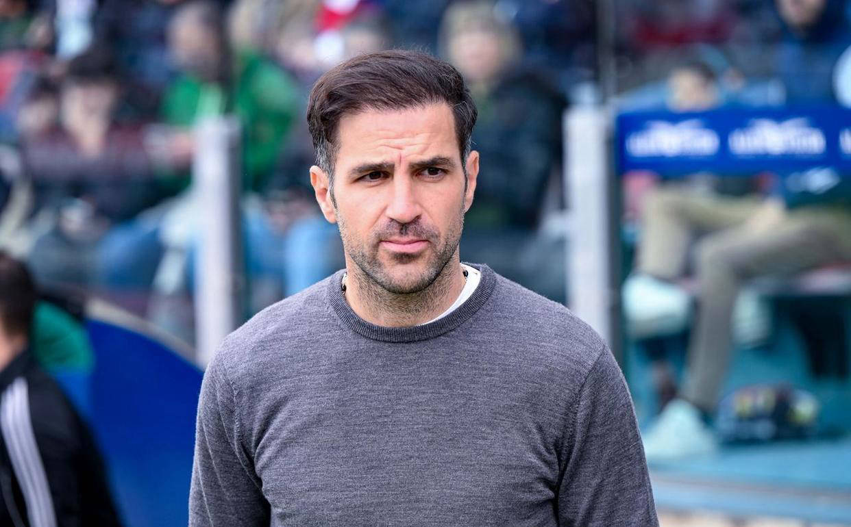 Cesc Fabregas นำทีมของเขาคว้าสามนัดติดต่อกันในกัลโช่สามเกม และ Como แซงโรมขึ้นเป็นที่สี่ - แน่นอน