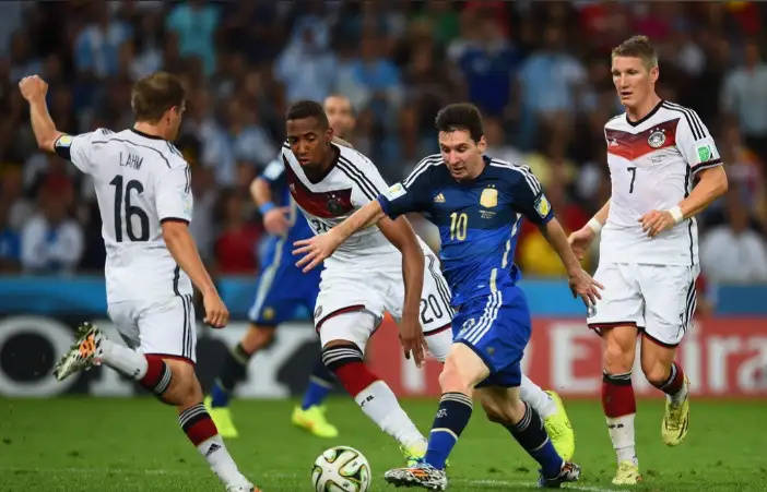 ทำไมอาร์เจนตินาถึงแพ้เยอรมันหลายครั้งในฟุตบอลโลกและทั้งสองฝ่ายต่างต่อสู้กันและแพ้มากกว่านั้น _final_competition_component