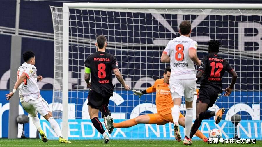 รอบที่ 26 ของบุนเดสลีกา: บาเยิร์นและทั้งสองย้อมโรงงานยาปิงแดงของลูกค้า ดอร์ทมุนด์ ชนะอย่างง่ายดายและลดช่องว่างให้แคบลง!_ การแข่งขัน_cologne_uefa แชมเปี้ยนส์ลีก