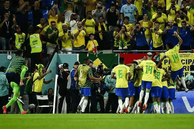 แชมเปี้ยนส์ลีก ชีวิตและความตาย พรีวิว: แอดวานซ์ล็อคบ้านของอาร์เซนอล, เลเวอร์คูเซ่นรอดตายในสถานการณ์ที่สิ้นหวัง, มือปืนสามารถจบการจับฉลากในวงกลมที่ชั่วร้าย_away_core_core