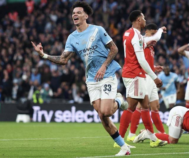 2:0! เสียงกริ่ง 5 นาที วัยรุ่นวัย 21 ปี ช่วยแมนเชสเตอร์ ซิตี้ คว้าแชมป์ที่ 9 ได้ อาร์เซนอล โฟร์ คราวน์ ดรีม โบรคท์_oreili_restricted area_gabriel