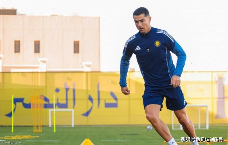 มาร์ติเนซสัญญาอีกครั้ง: โรนัลโด้เป็นศูนย์กลางของโปรตุเกส