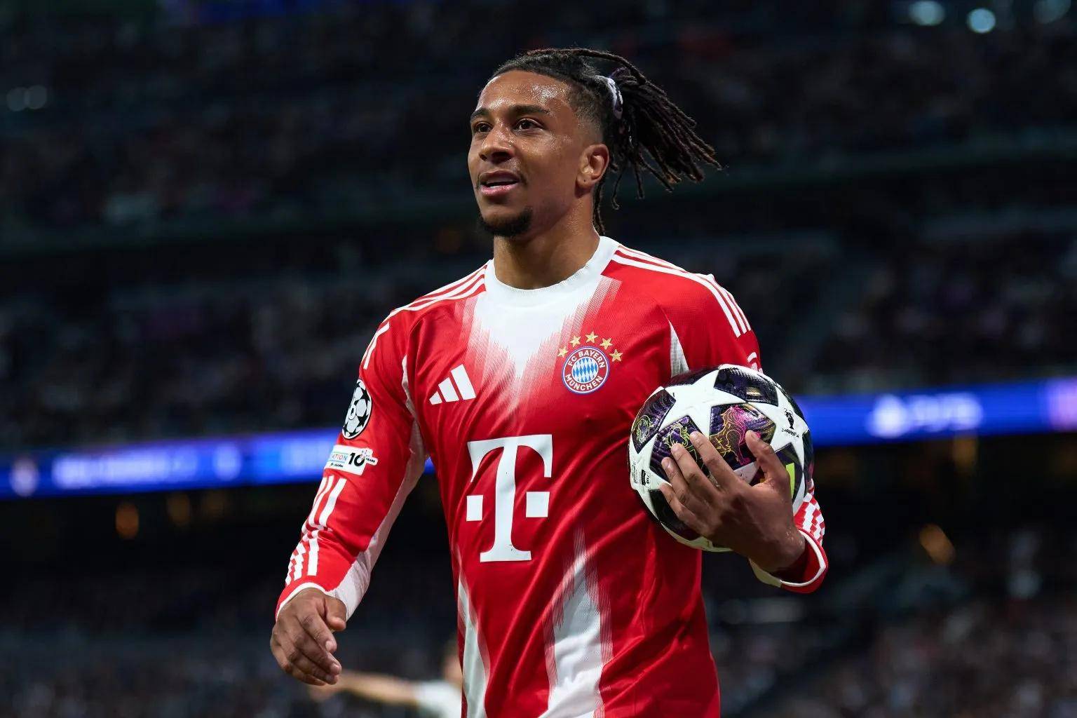 เล่นกับ Smug? เรอัล มาดริด สร้างสถิติใหม่ให้กับ บาเยิร์น มิวนิค กองหน้า_ไมเคิล โอลิซเซอร์_วินโดว์