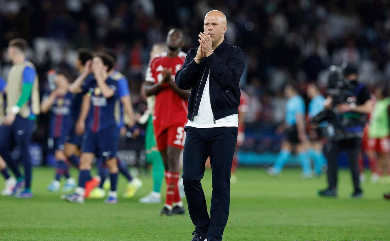 ลิเวอร์พูล 0-2 ในปารีส กองหลังทั้ง 5 คนของสล็อต กำลังใช้ใน Defense_restricted area_match_pass_pass