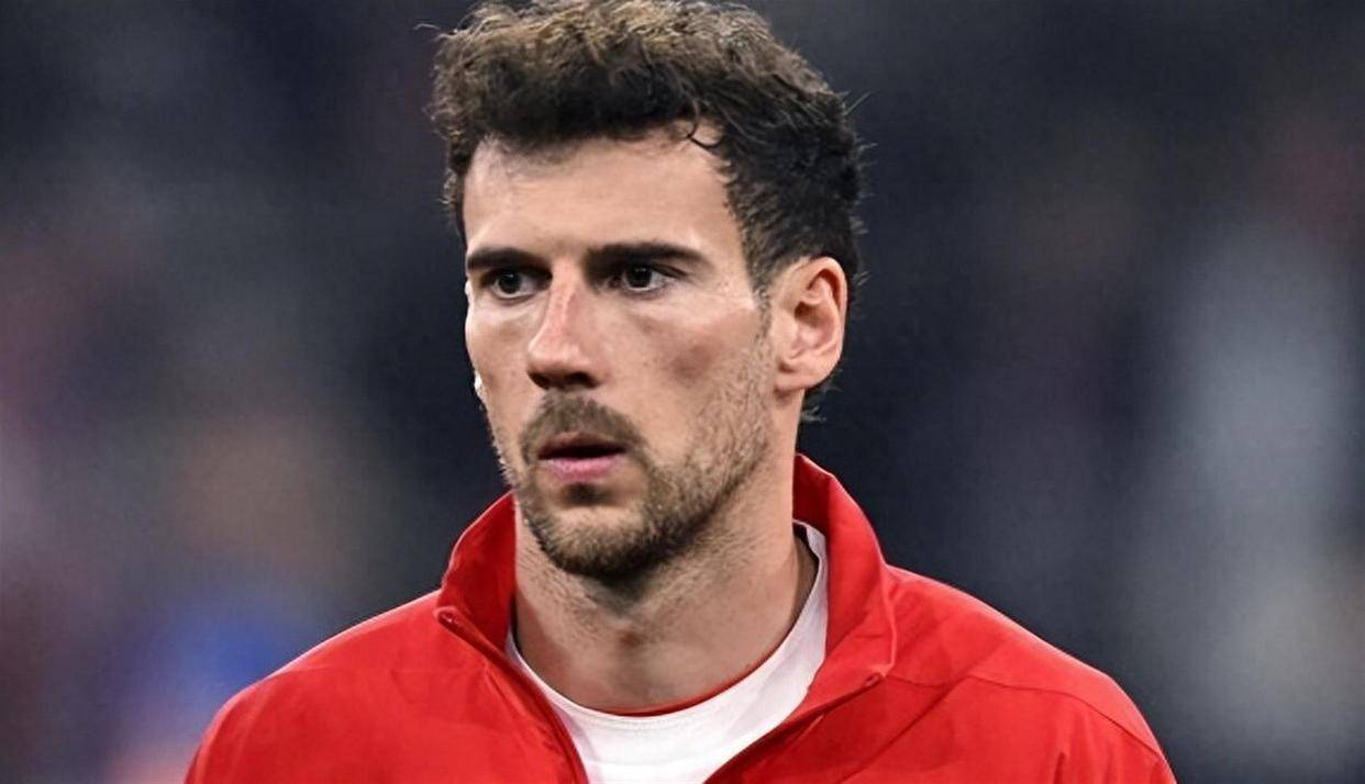 มันปลิว! ซัมเมอร์นี้ ปลาตัวใหญ่ใน DB ที่ 10 โอน 0 ครั้งมีกลิ่นหอมเกินไป 47 ประตูและ 48 แอสซิสต์ ยูเวนตุส อินเตอร์ มิ และอาร์เซนอล บ้าไปแล้ว