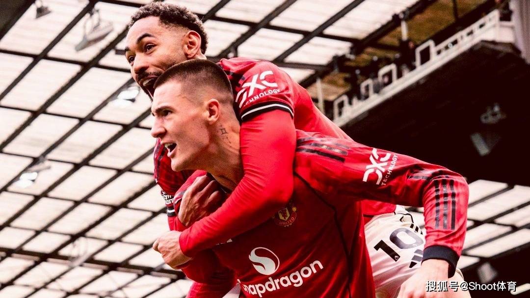 ฟุตบอล อนาคต : แมนเชสเตอร์ ยูไนเต็ด พบ ลีดส์ ยูไนเต็ด, ฟลอเรนซ์ vs ลาซิโอ, เลวานเต้ vs เฮิร์ตาเฟ่, ตองดรา vs กิฟเซนเต้_away_home_aspect