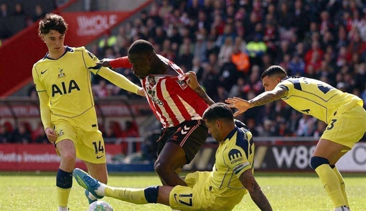 2-1, 1-0! คืนบ้าๆ ในพรีเมียร์ลีก! Newcastila Via, อันดับ 1 อัพเดท: ท็อตแนม อันดับ 18_Match_Crystal Palace_UEFA Champions League