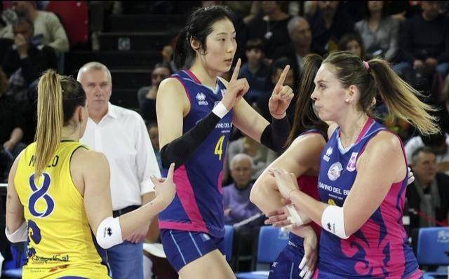 เซเรีย อา จู ติง ช่วย โคเนลิอาโน่ 3-2 เอาชนะ มิลาน และนำ 1-0 ด้วยคะแนนใหญ่_defense_match_technology