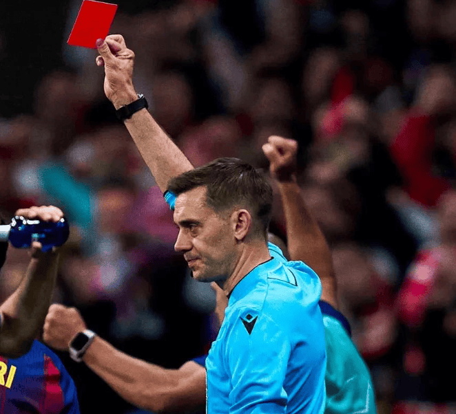 ยามาล วัย 18 ปี ทำลายสถิติ แต่ถูกใบแดงฆ่าอย่างไร้ความปราณี! คู่ของบาร์เซโลน่า แอตเลติโก มาดริด ตกรอบ และแชมป์เปี้ยนส์ลีก 10 ปี พังอีกครั้ง_Torres_Barcelona