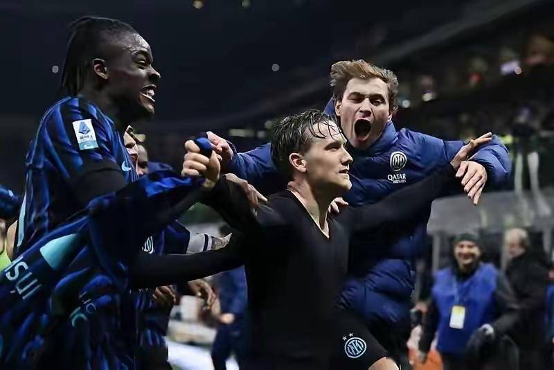 เยาวชนสีน้ำเงินและสีดำฝึกราชวงศ์ใหม่! อินเตอร์ มิลาน ขว้าง 2 จังหวะในอนาคต พี่น้องมาเรโลจะสร้างตำนานการฝึกซ้อมของเยาวชนขึ้นมาใหม่!_ ลูก้า·มาเทีย _ettest