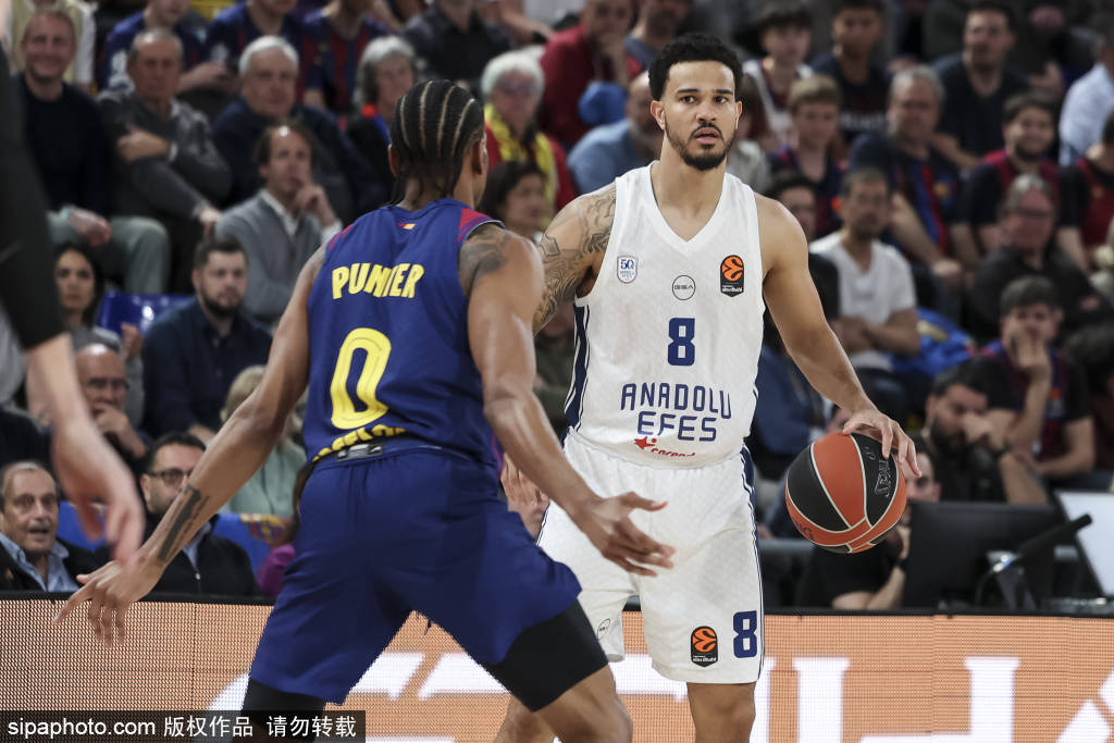 ยามาลได้รับรางวัลลอว์เรนซ์อีกครั้ง: หวังว่าจะเดินตามรอยเท้าของเมสซี่_Player_Barcelona_Approved