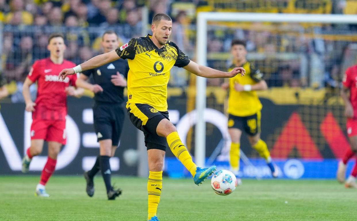 คะแนนล่าสุดในบุนเดสลีกา: ดอร์ทมุนด์ ชนะ 4-0 และการแข่งขันแชมเปียนส์ลีก เข้าสู่เวที Hot Stage_Season_